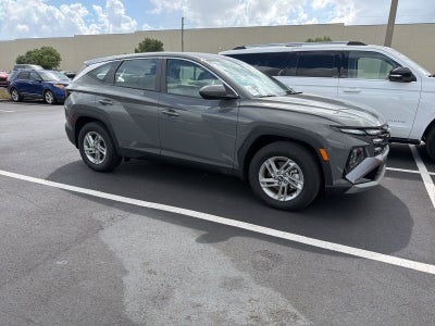 2025 Hyundai Tucson SE