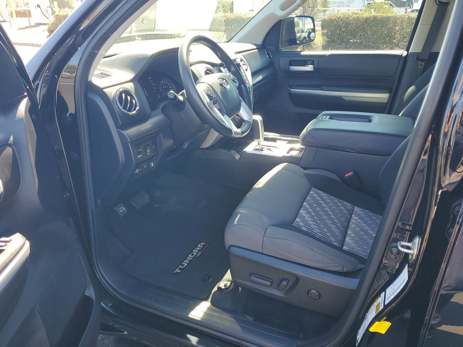 2020 Toyota Tundra SR5 5.7L V8