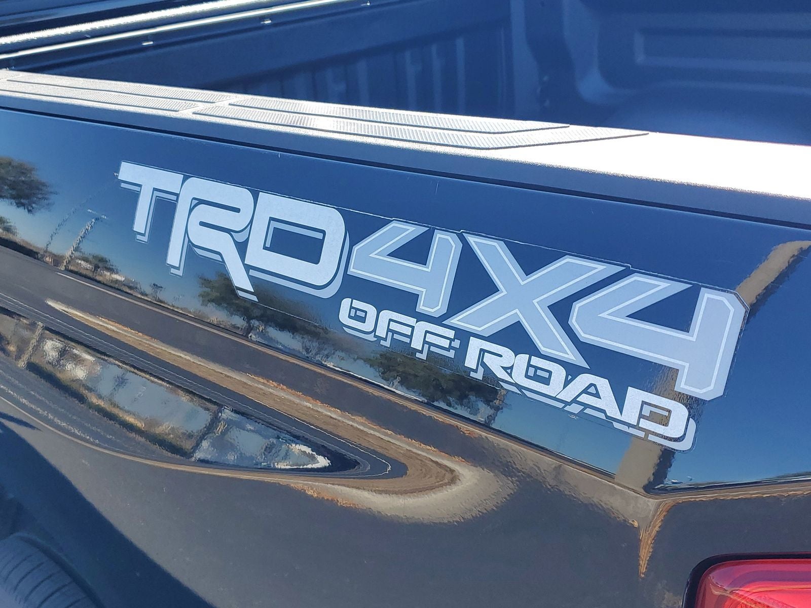 2020 Toyota Tundra SR5 5.7L V8