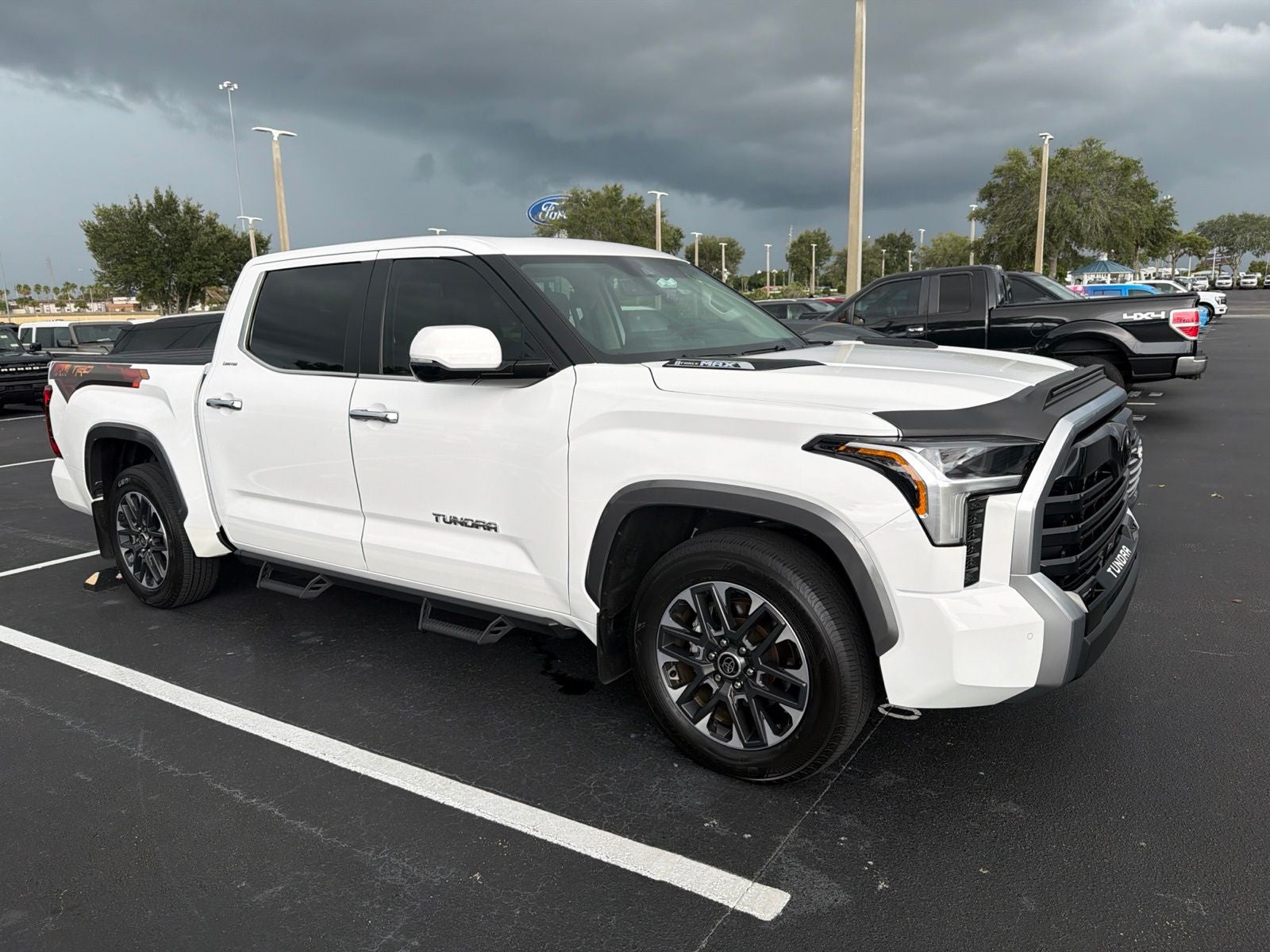 2024 Toyota Tundra Hybrid Limited