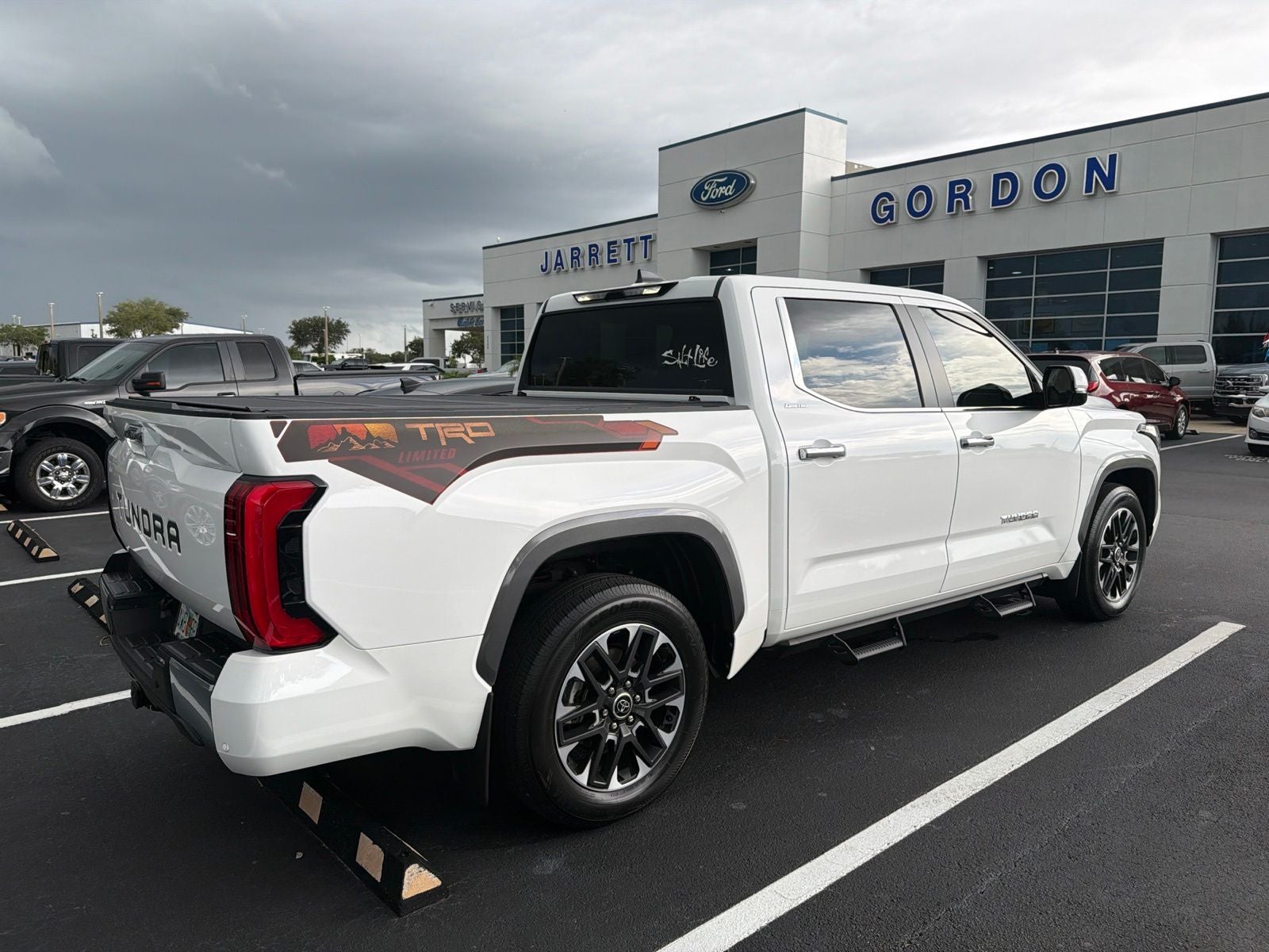 2024 Toyota Tundra Hybrid Limited