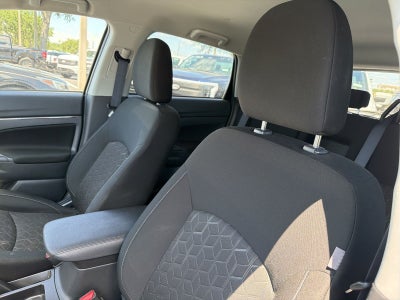 2025 Mitsubishi Outlander Sport 2.0 ES