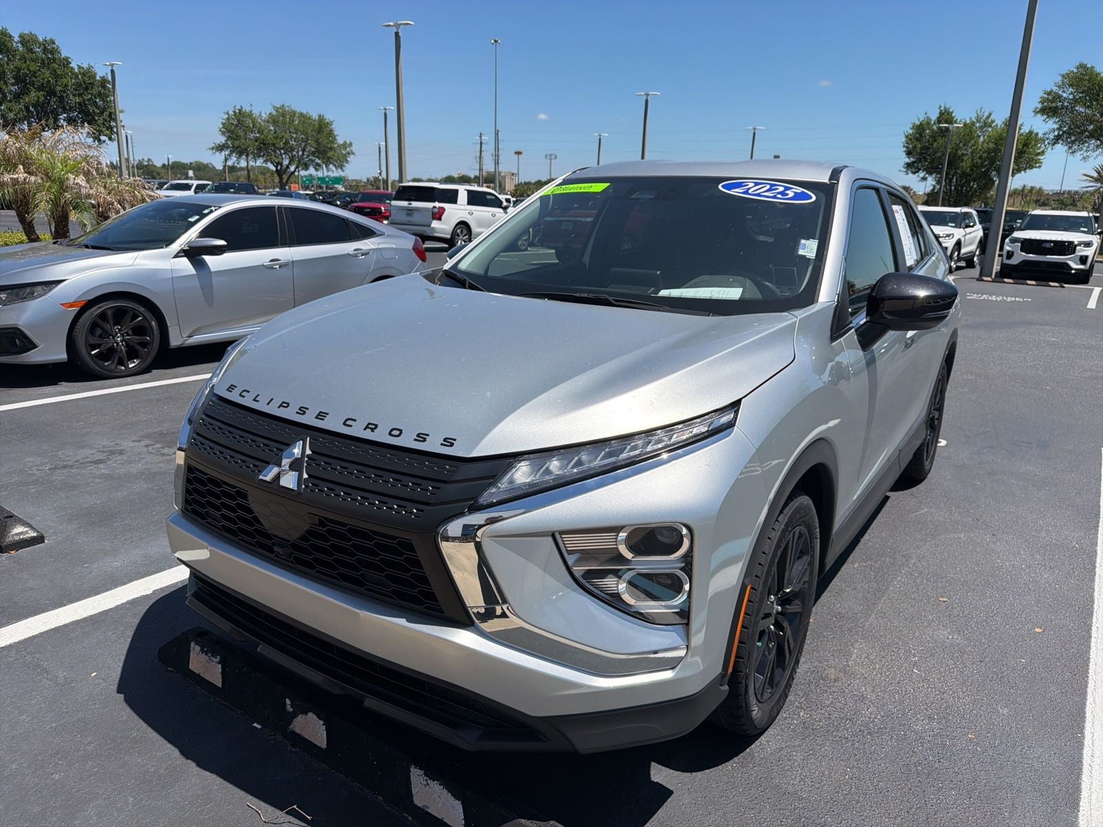 2025 Mitsubishi Eclipse Cross LE