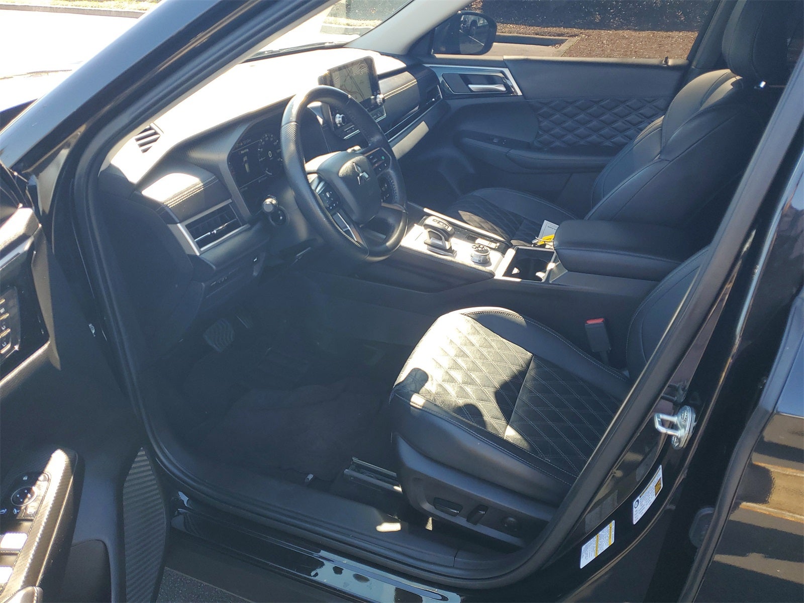 2024 Mitsubishi Outlander SEL