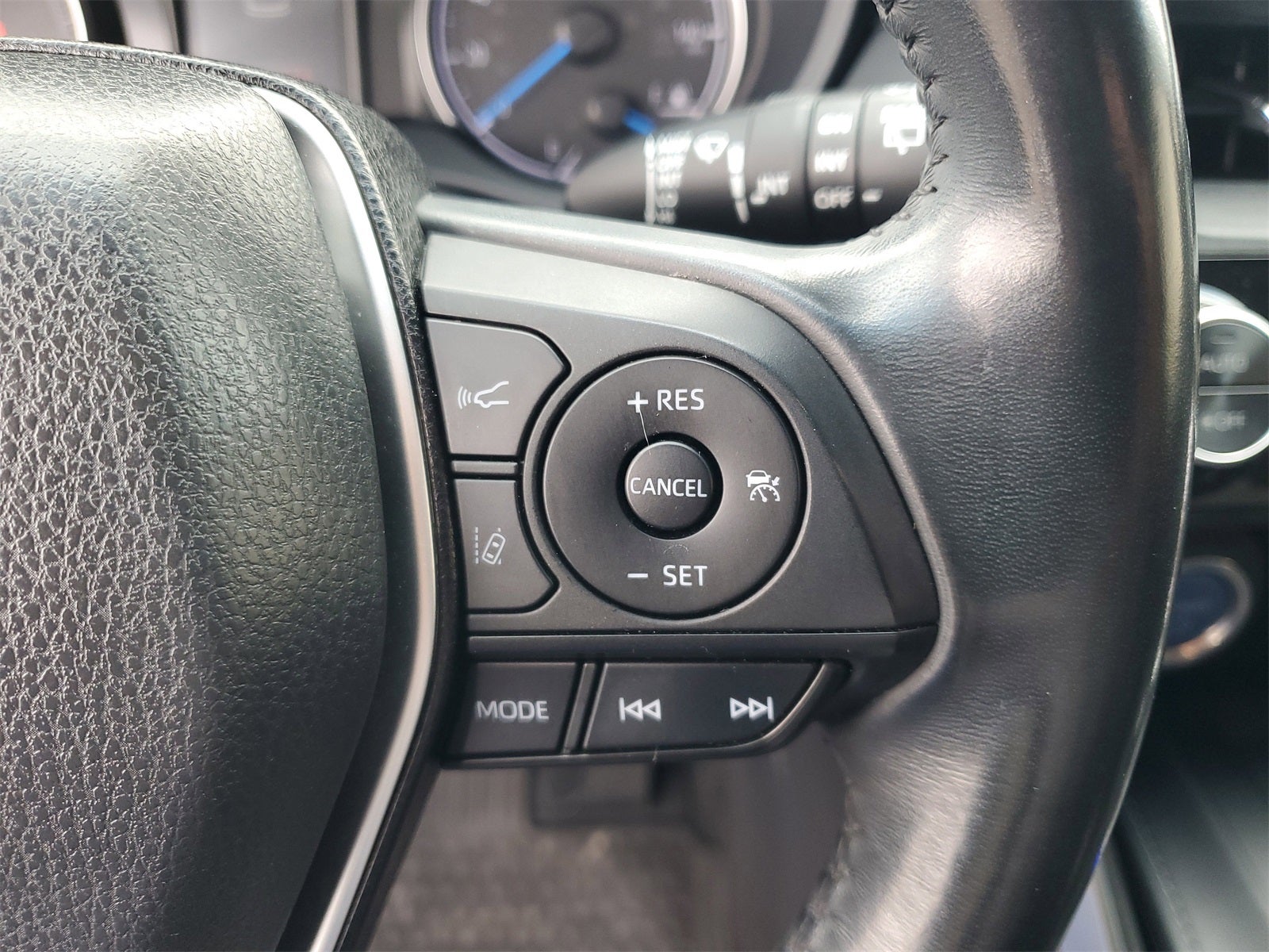 2022 Toyota Venza LE