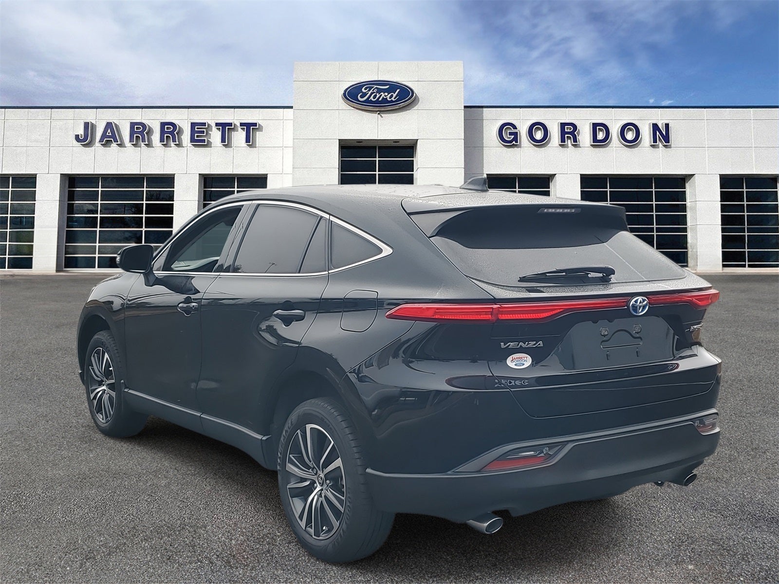 2022 Toyota Venza LE