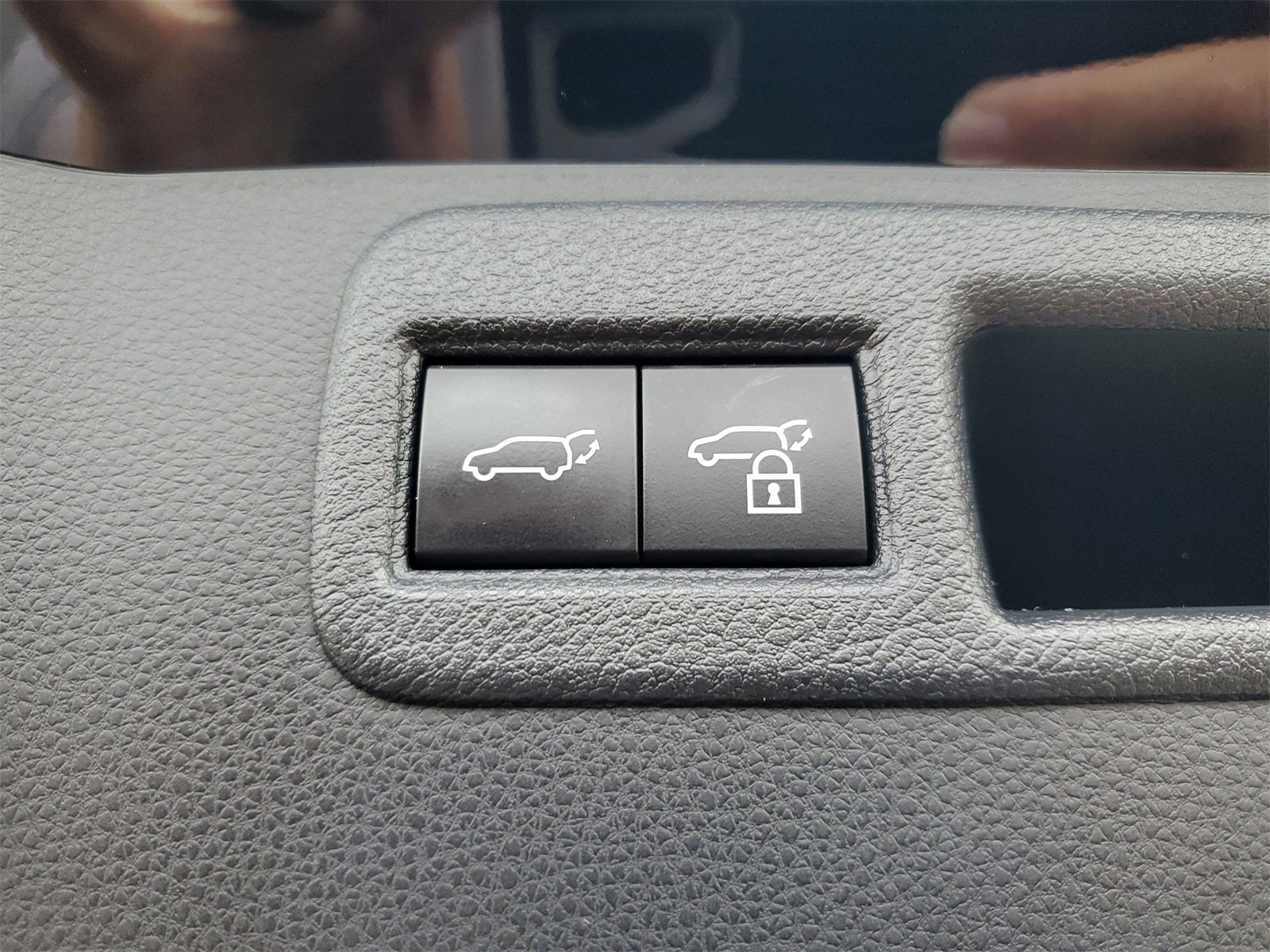 2022 Toyota Venza LE