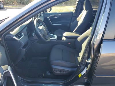 2024 Toyota RAV4 Hybrid SE