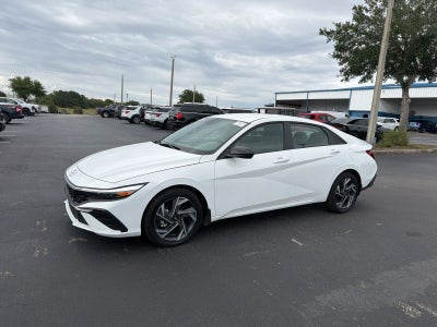 2025 Hyundai Elantra SEL Sport