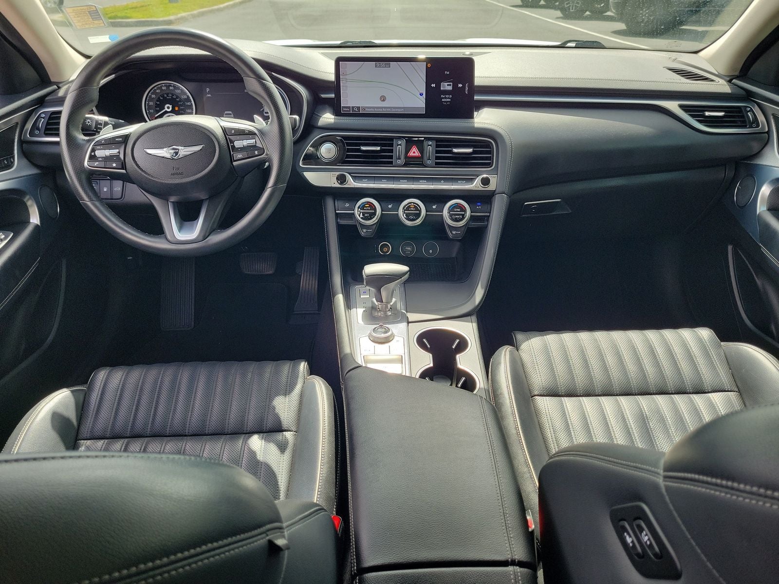 2022 Genesis G70 2.0T