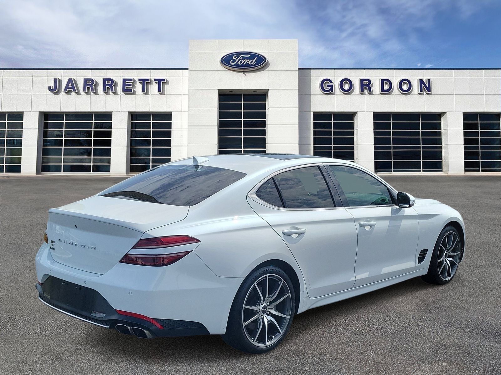 2022 Genesis G70 2.0T
