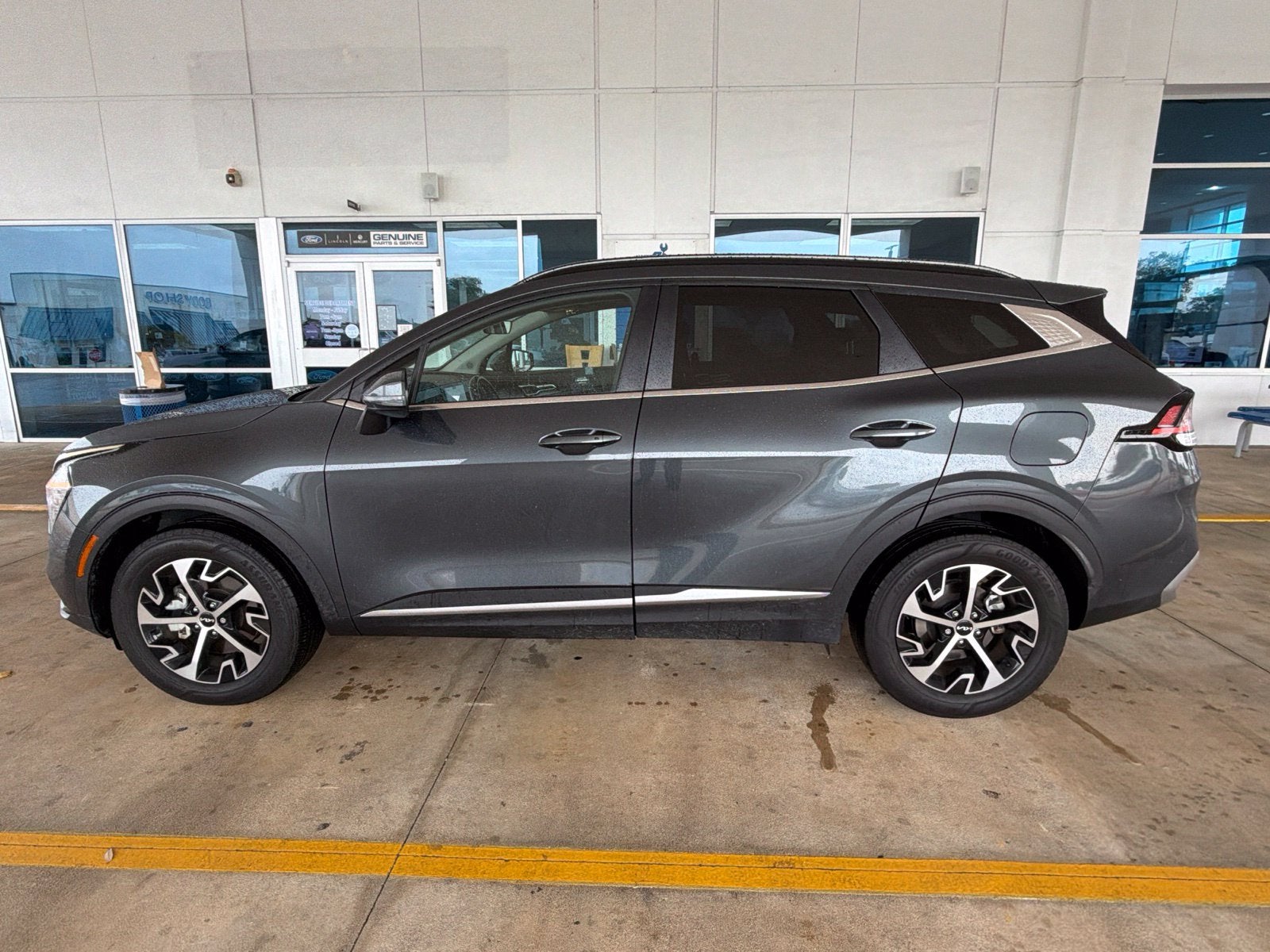 2025 Kia Sportage Hybrid EX