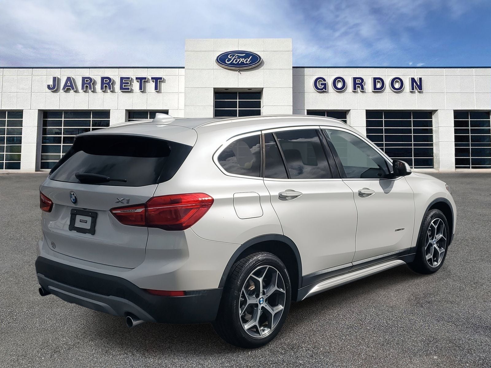 2018 BMW X1 sDrive28i