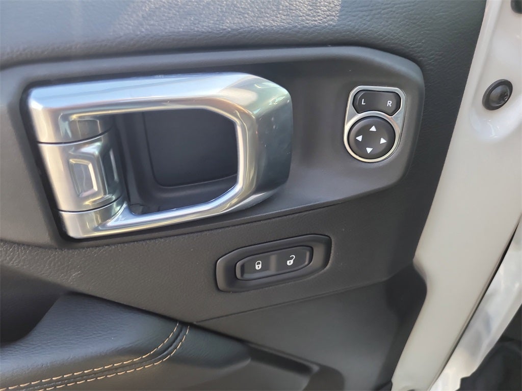 2022 Jeep Wrangler Unlimited Sahara High Altitude