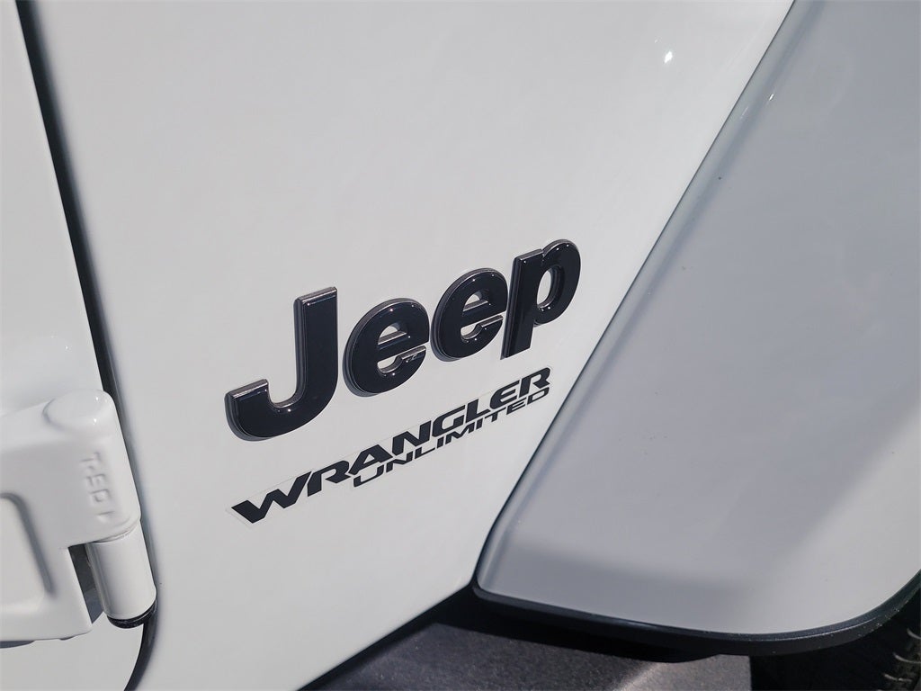 2022 Jeep Wrangler Unlimited Sahara High Altitude