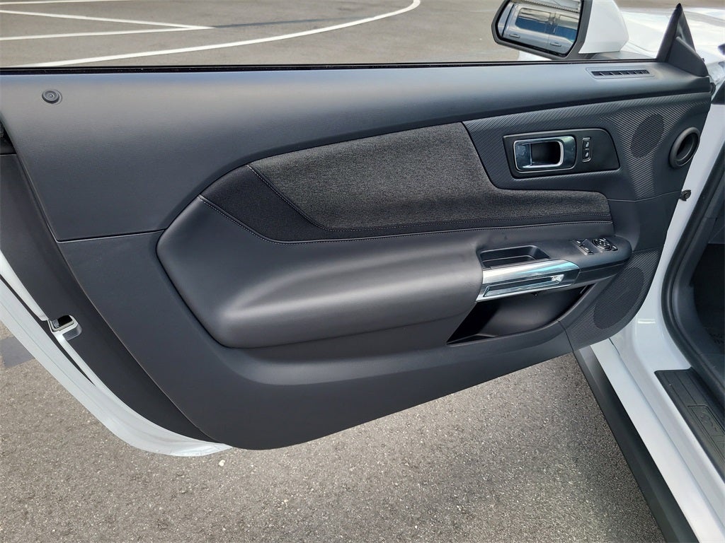 2025 Ford Mustang EcoBoost