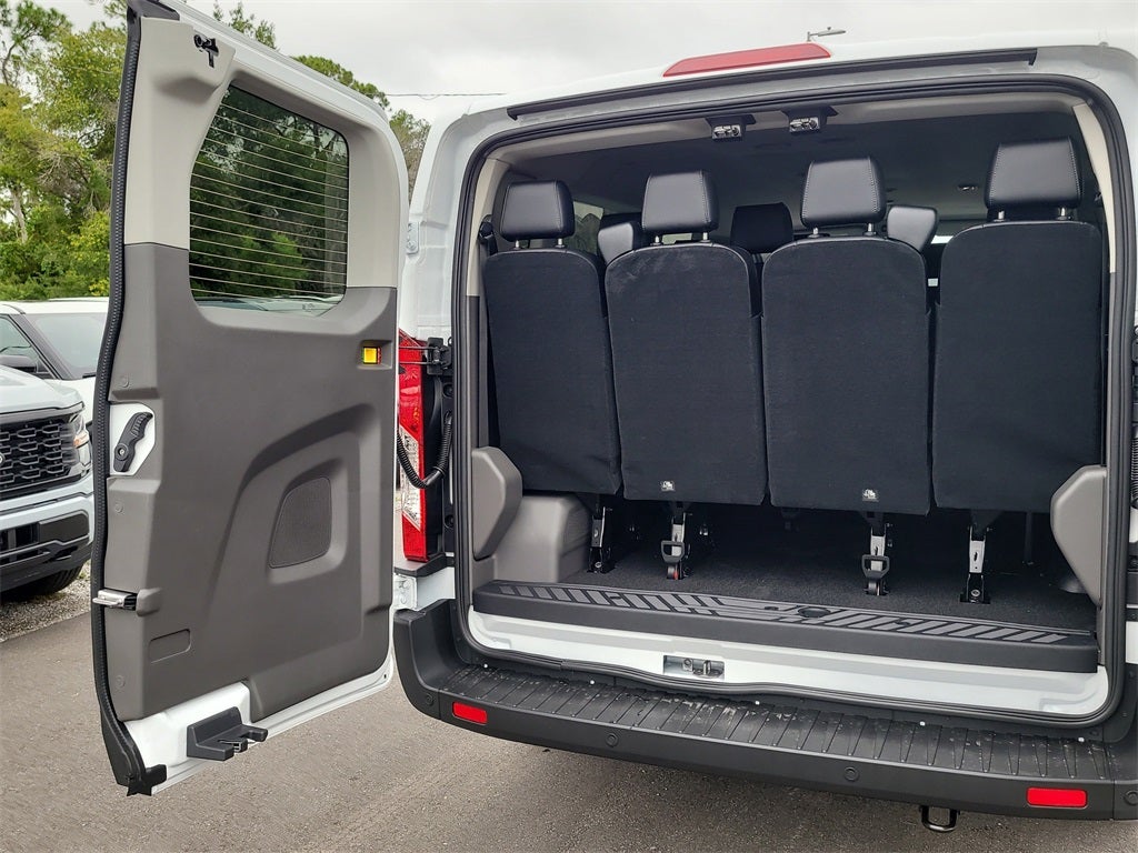 2025 Ford Transit-350 XL