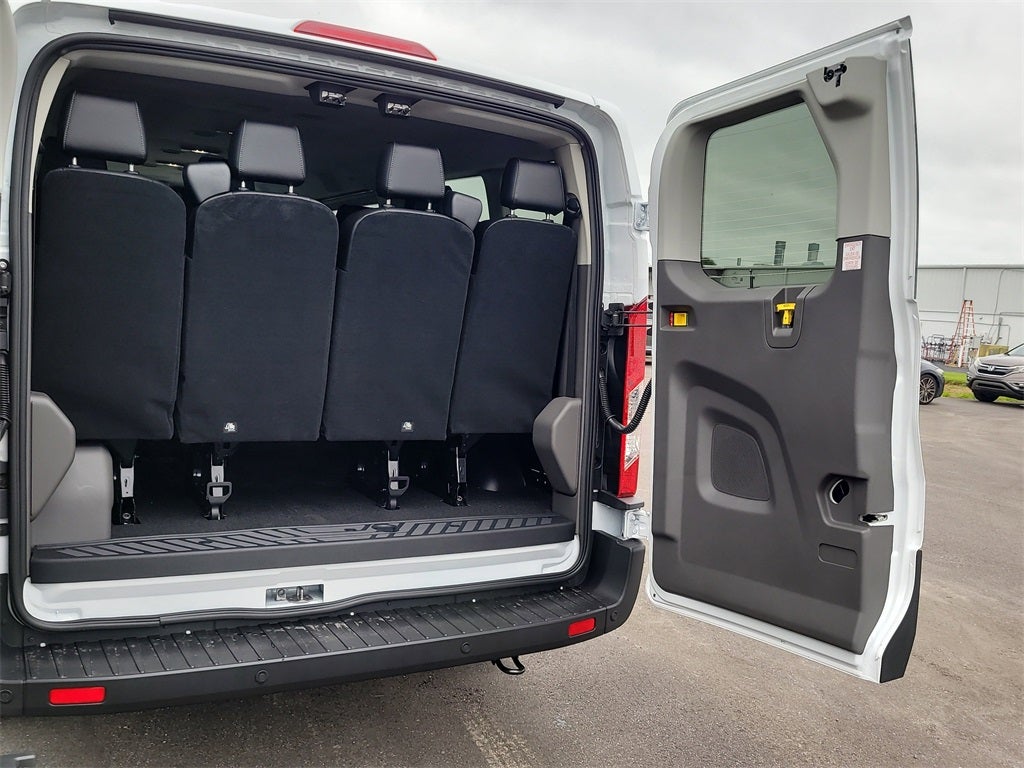 2025 Ford Transit-350 XL