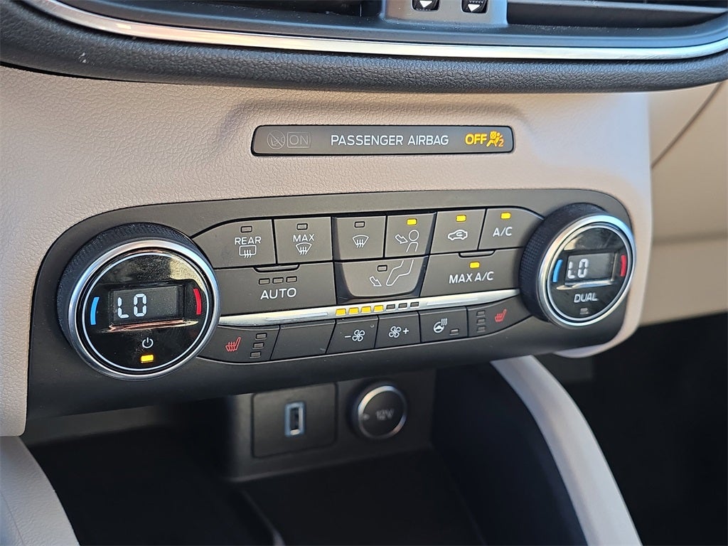 2020 Ford Escape Titanium Hybrid