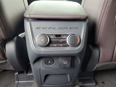 2025 Ford Explorer Platinum