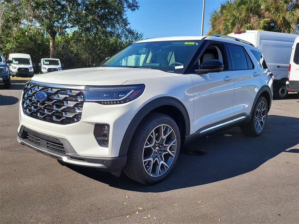 2025 Ford Explorer Platinum
