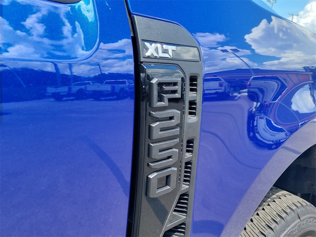 2026 Ford F-250SD XLT