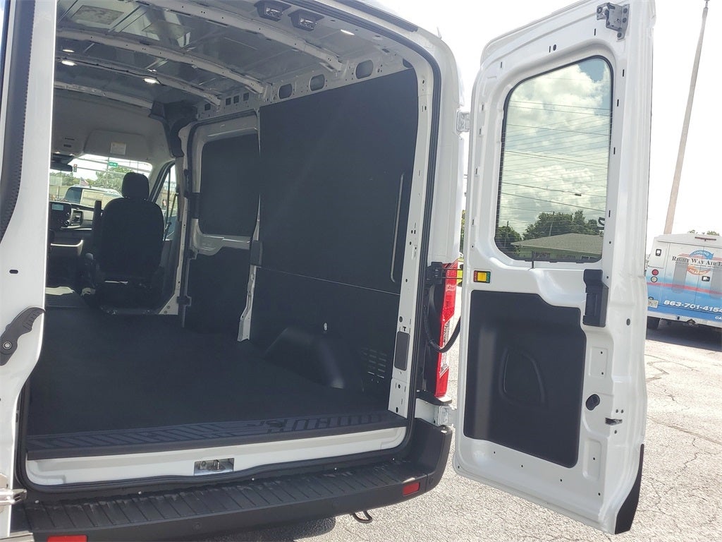 2025 Ford Transit-250 Base