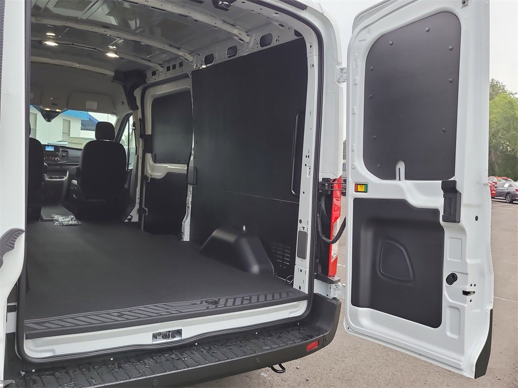 2025 Ford Transit-250 Base