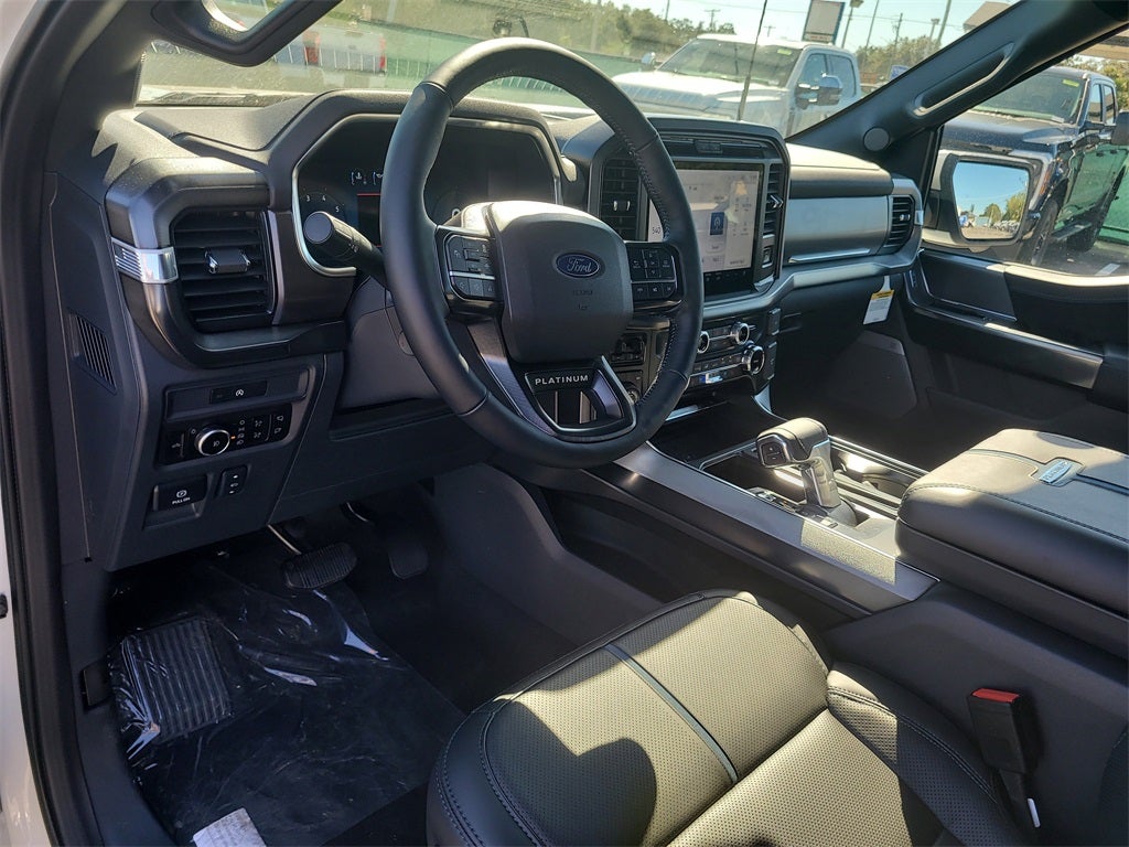 2025 Ford F-150 Platinum