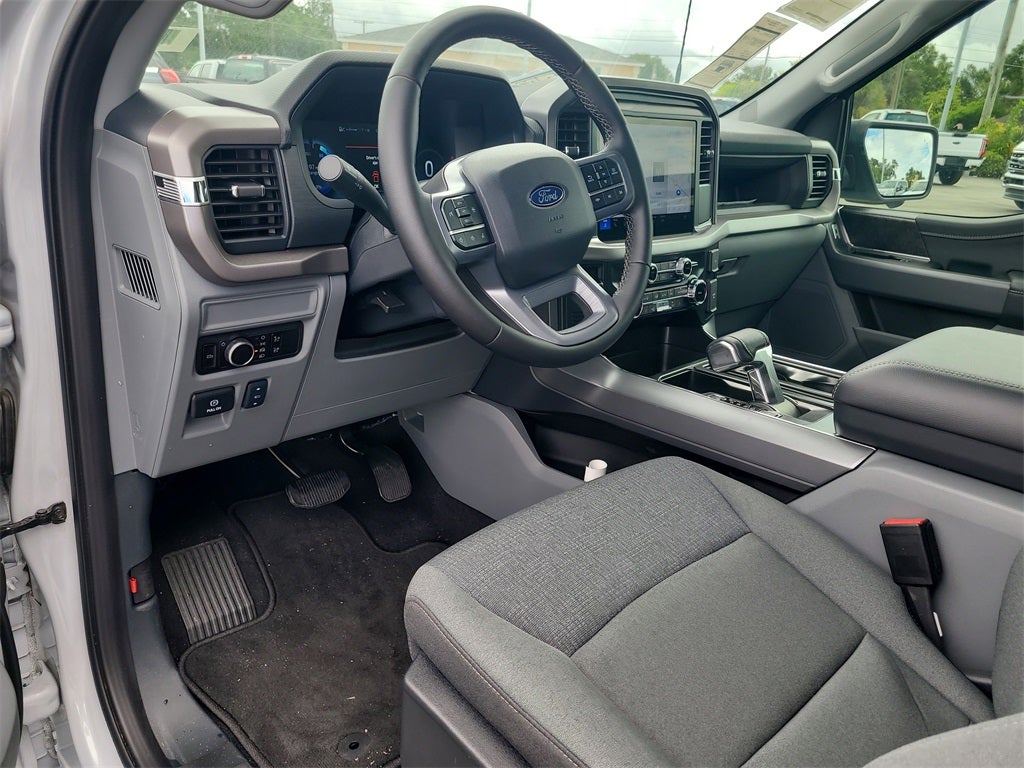 2025 Ford F-150 Lightning XLT