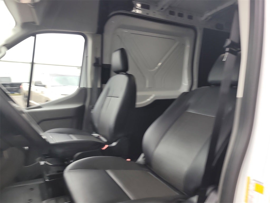 2025 Ford Transit-150 Base