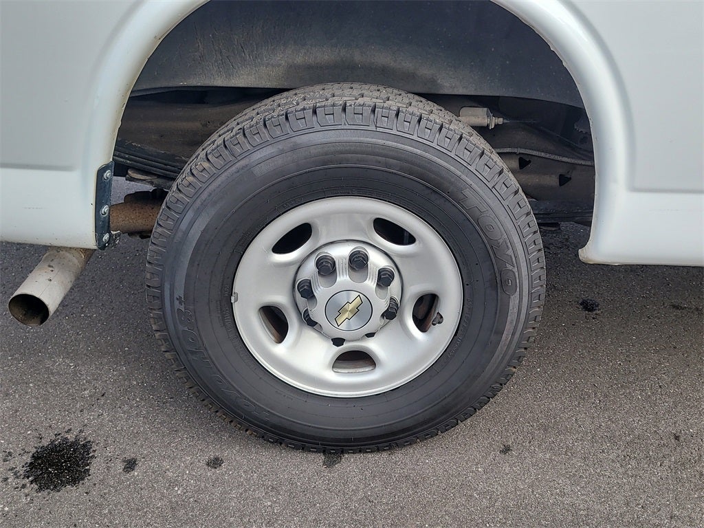 2022 Chevrolet Express 2500 Work Van Cargo