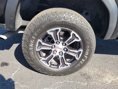 2023 GMC Canyon AT4