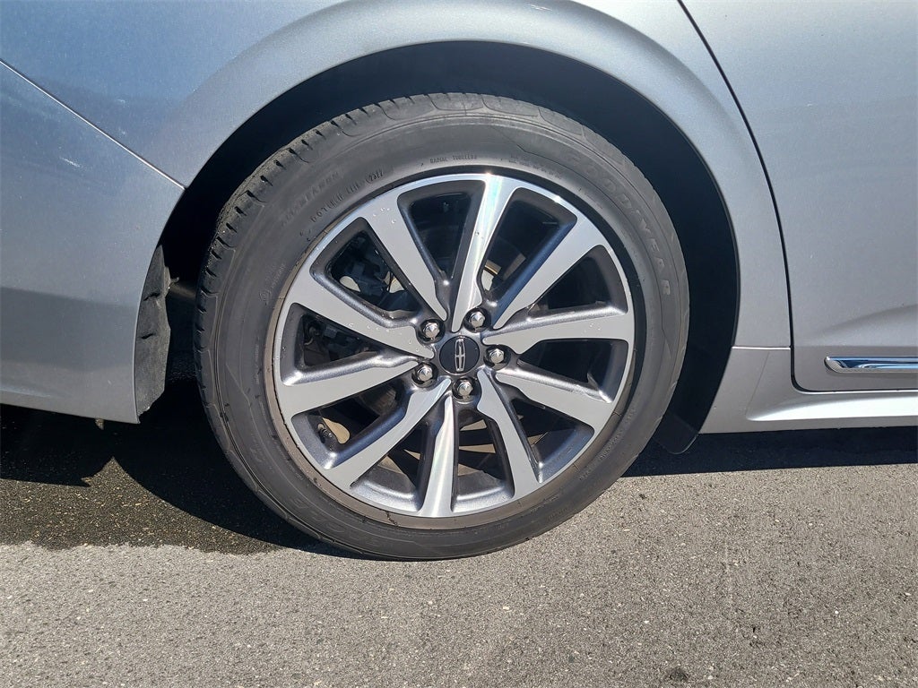 2020 Lincoln Continental Standard