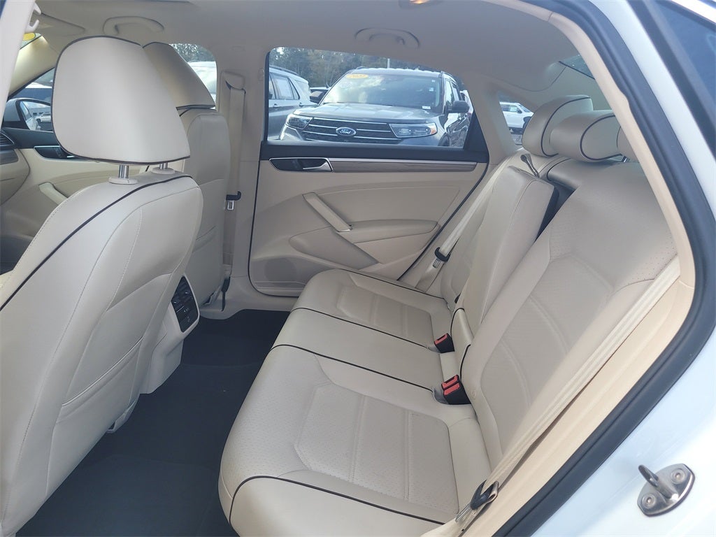 2017 Volkswagen Passat 1.8T SE