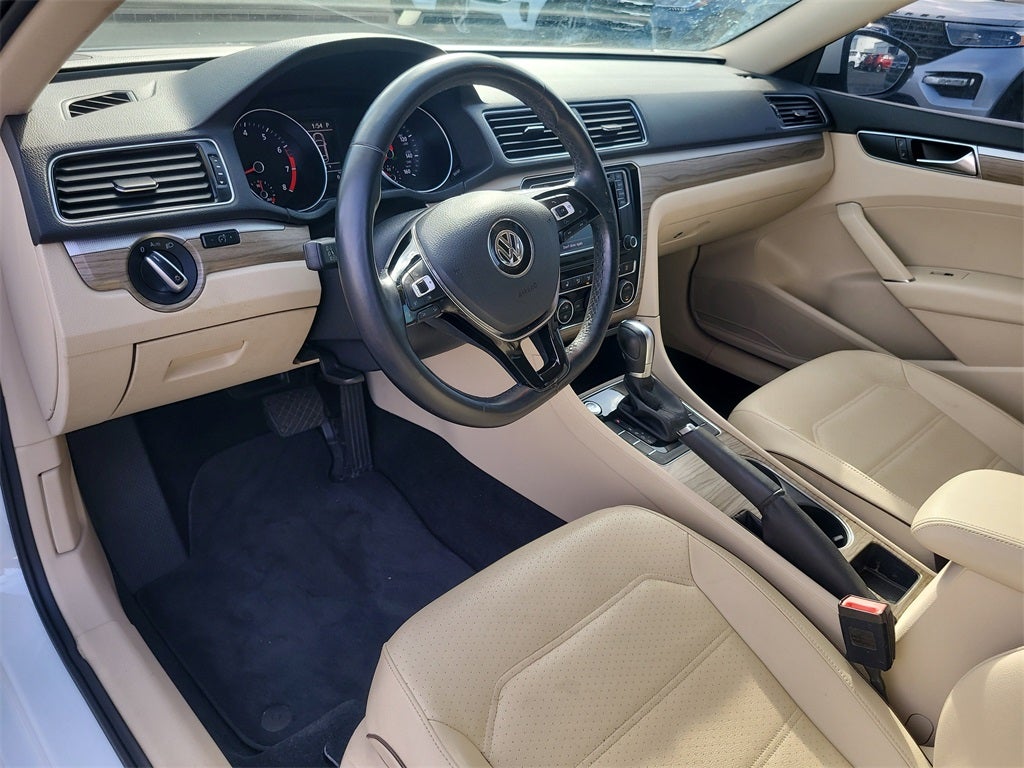 2017 Volkswagen Passat 1.8T SE