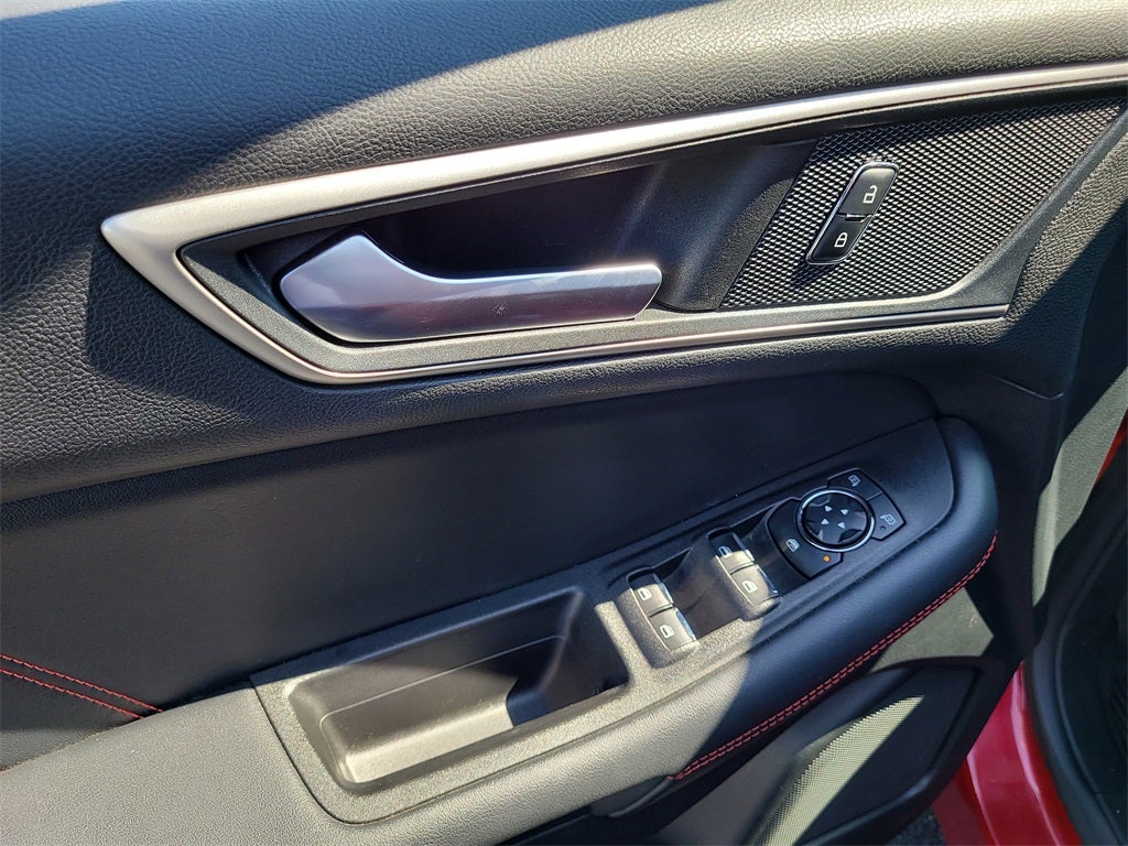 2021 Ford Edge ST Line