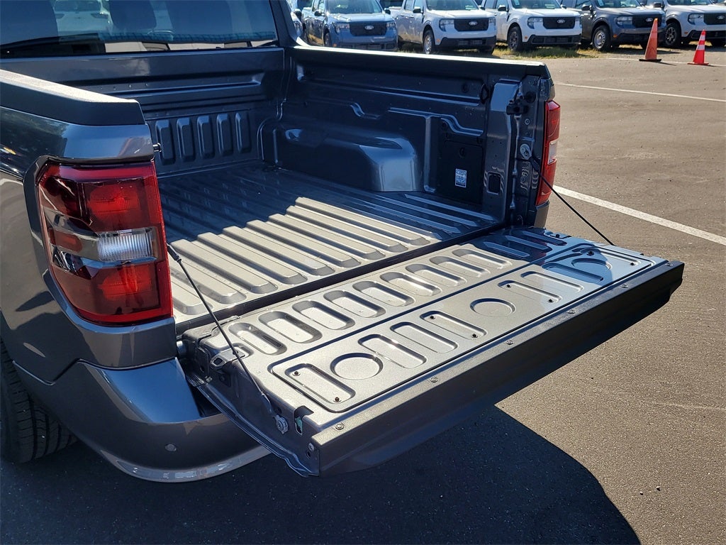 2025 Ford Maverick Lobo Standard