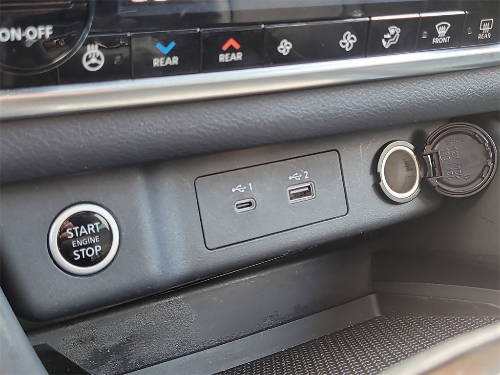 2022 Nissan Rogue SL