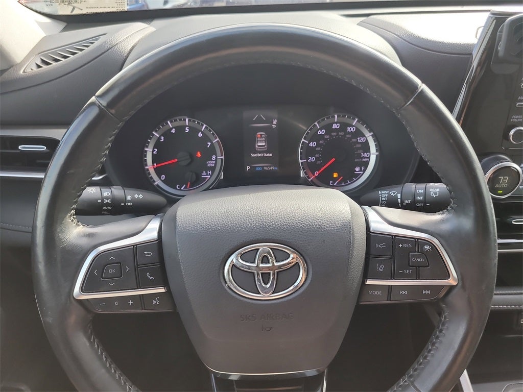 2021 Toyota Highlander LE