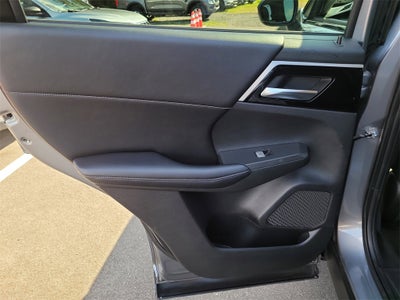 2022 Mitsubishi Outlander SE