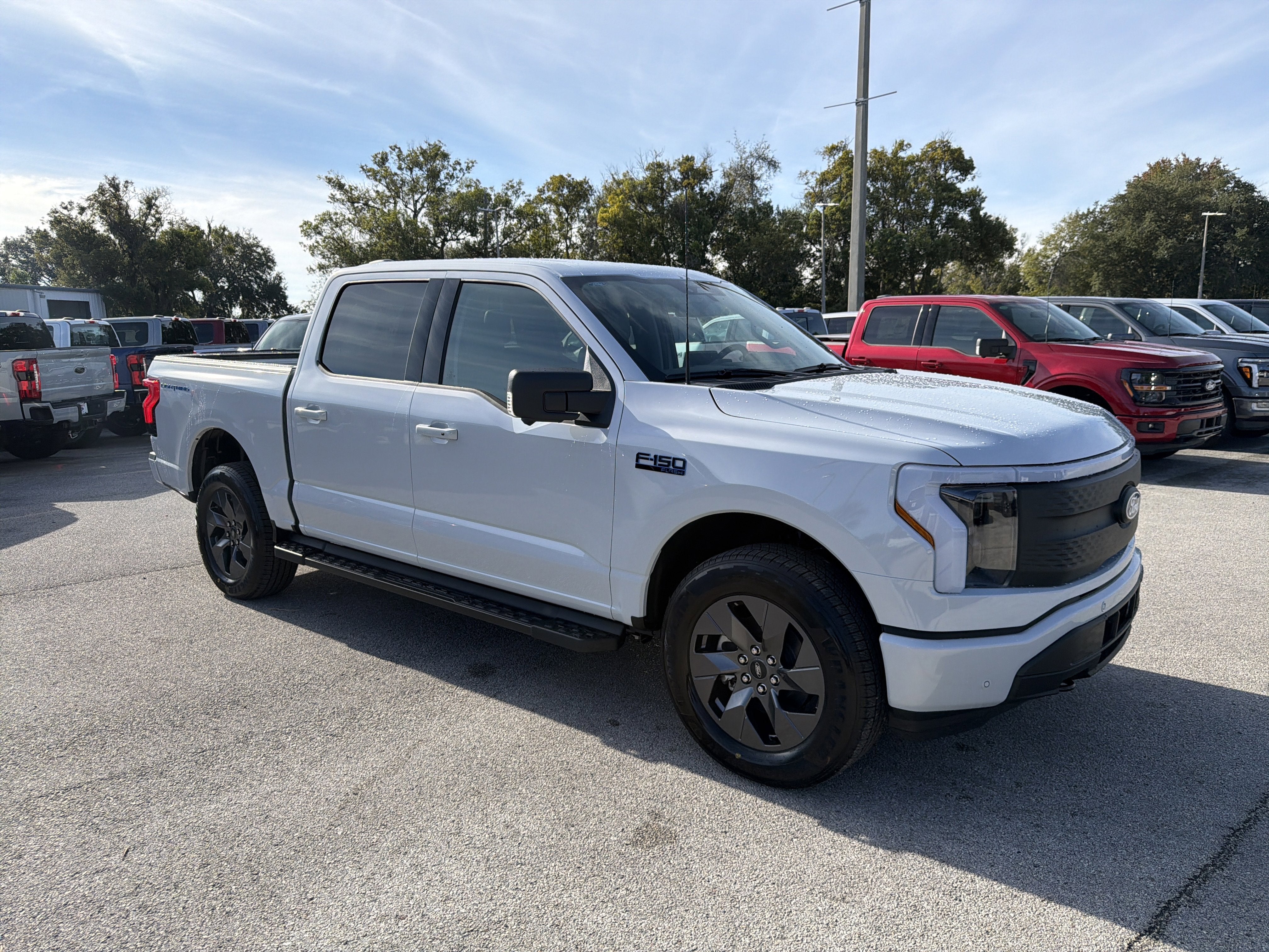 2025 Ford F-150 Lightning Flash